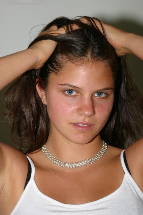 First timer Jasmine gets undressed before showing her trimmed bush 44599056