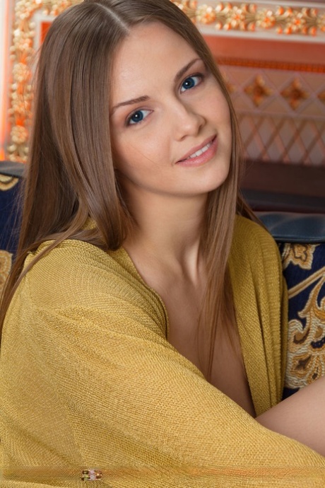Sweet teen Leanisa with small boobs & bare ass showing closeup of bald pussy 91057459